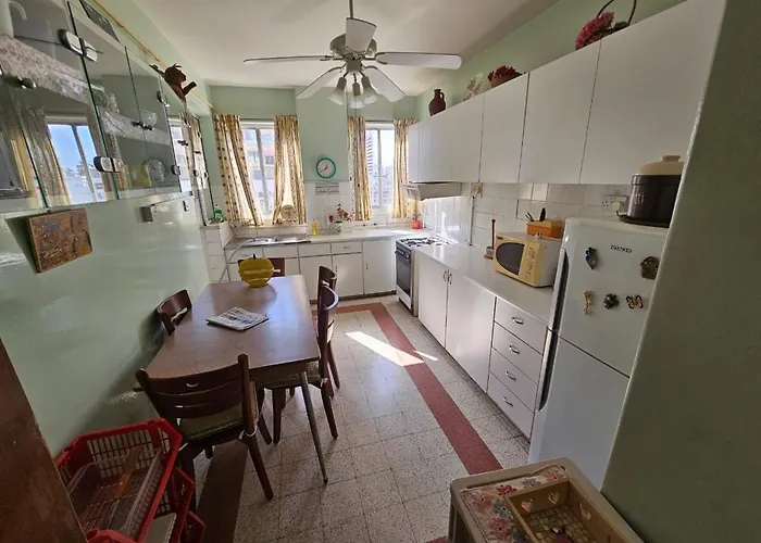 Апартаменты Beautiful In Center Of With Views Никосия