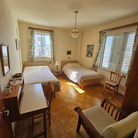 Beautiful In Center Of With Views Apartament Nicosia